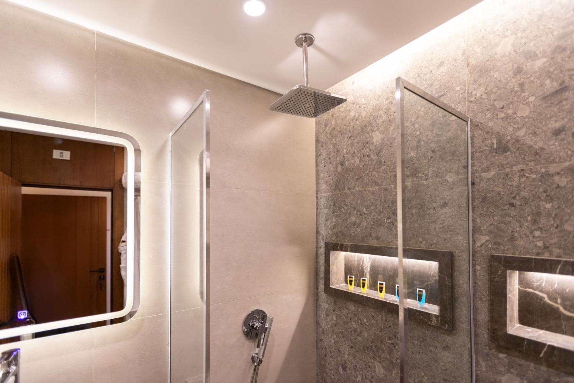 Kafret el-Gabal Galaxy Pyramids View Inn מראה חיצוני תמונה