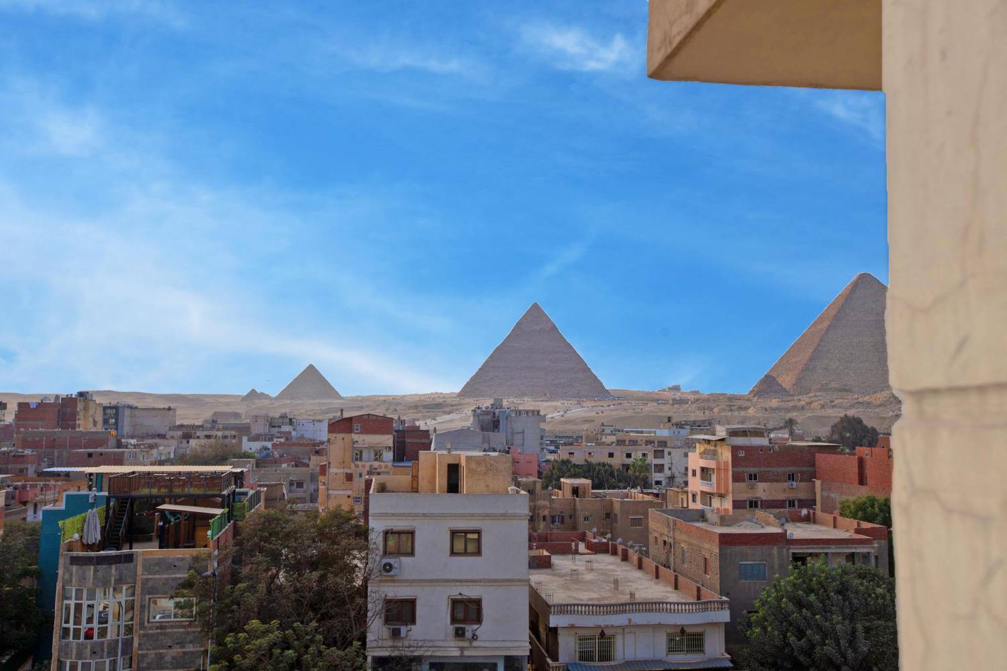 Kafret el-Gabal Galaxy Pyramids View Inn מראה חיצוני תמונה