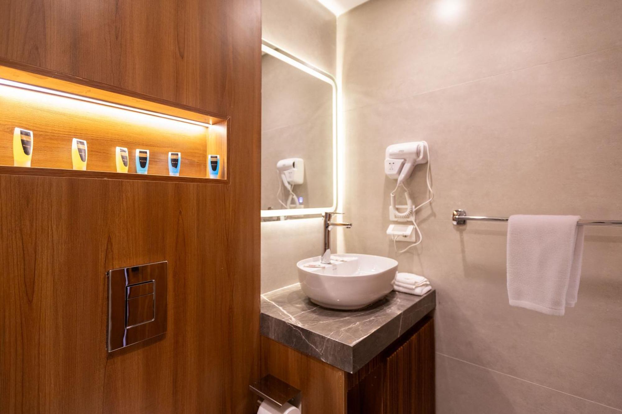 Kafret el-Gabal Galaxy Pyramids View Inn מראה חיצוני תמונה